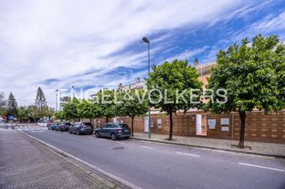 Casa a El Cano - Los Bermejales. Residencia exclusiva en enclave privilegiado junto a heliópolis