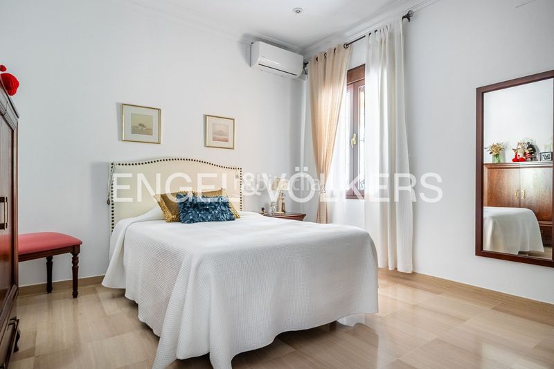 Foto b77dc648-1386-461a-b413-976f44410f1f. Casa amb calefacció aparcament piscina a Oromana Alcalá de Guadaira