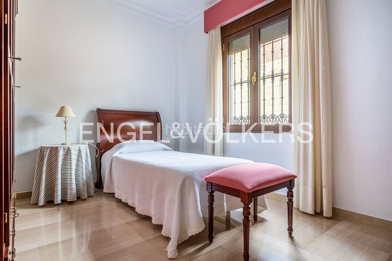 Foto cb4b91ab-a23a-40d2-880a-8356a0cba203. Casa amb calefacció aparcament piscina a Oromana Alcalá de Guadaira