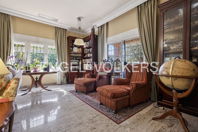 Foto 5502da79-37a9-4032-ba35-d9d574d57ebf. Casa amb calefacció aparcament piscina a Santa Clara Sevilla