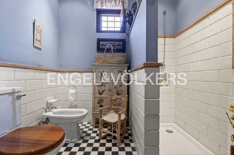 Foto ad44fcf4-f2f1-43a3-9a11-349a14da9ac0. Casa amb calefacció piscina a Écija