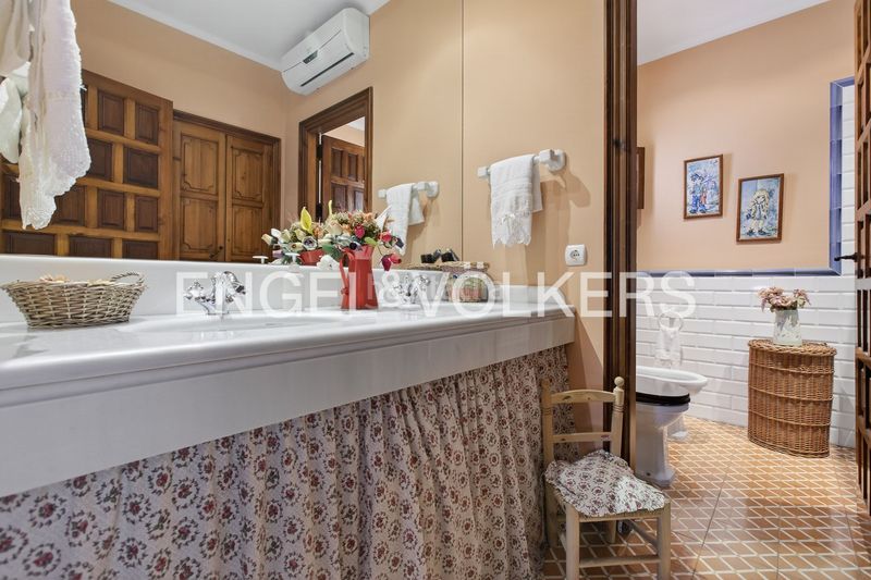 Foto b2ac1a2c-b1d5-4656-91e2-1e62172074d5. Casa amb calefacció piscina a Écija