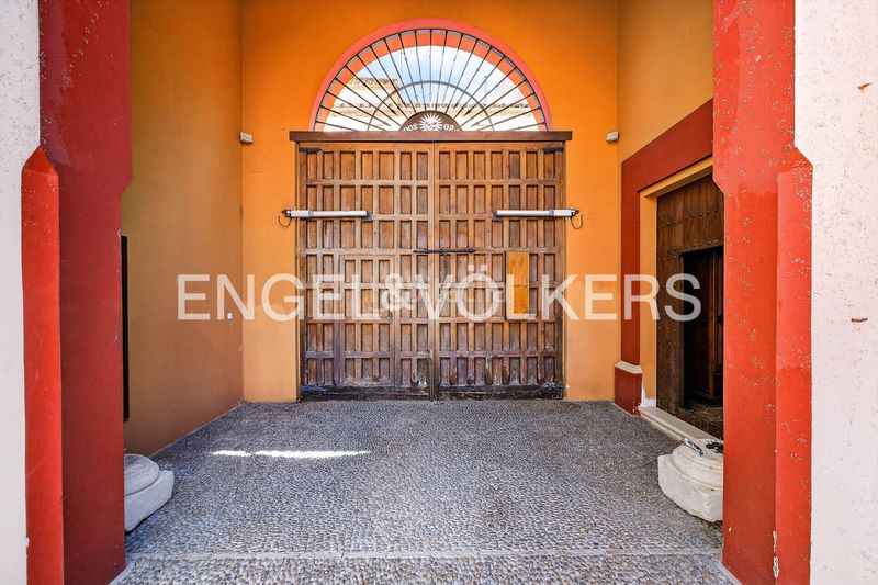Foto def3c63c-565b-4a97-a989-36eeaae38448. Casa amb calefacció piscina a Écija