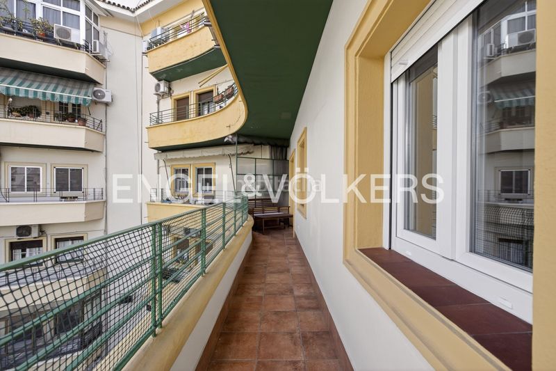 Foto 666890e0-f182-46fb-b0ec-4d82fb2d4b69. Pis amb calefacció aparcament a San Pablo Sevilla