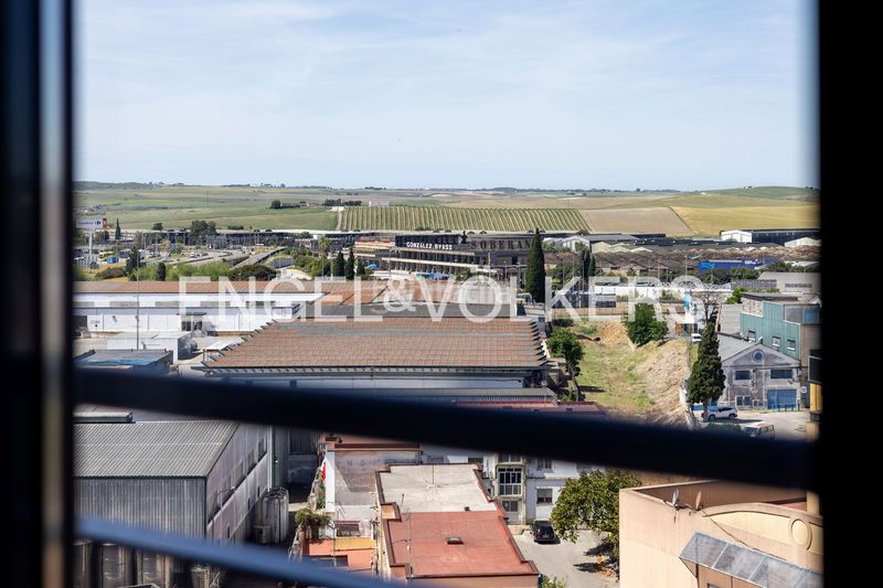 Foto 4738b8d4-f708-4332-b6c2-c0fdf67dbf85. Pis amb calefacció aparcament a Picadueñas Jerez de la Frontera