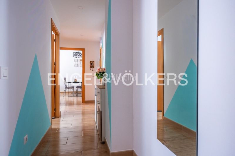 Foto e0d8a665-89a7-4499-b082-b93a8da2fc3d. Pis amb calefacció aparcament a Pino Montano - Consolación Sevilla