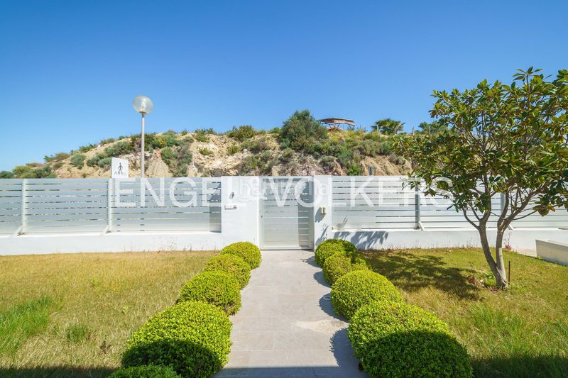 Foto f17e7f06-99c7-41bc-91ca-2557690c8599. Casa amb calefacció aparcament piscina a El Rocío - La Milagrosa Jerez de la Frontera