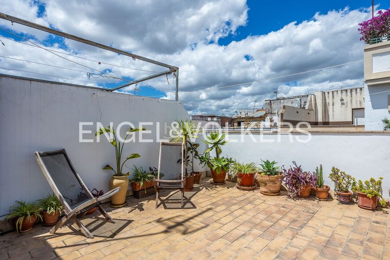 Foto fe0c7d49-63fa-4caa-9f8c-f8fd7eafc1dc. Casa amb calefacció piscina a Feria Sevilla