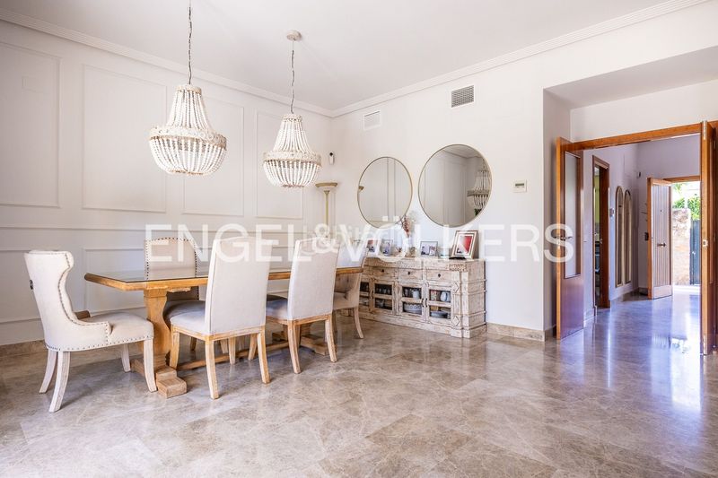 Foto b23476cb-757d-40a7-9a9f-27788d99536a. Lloguer casa amb calefacció aparcament piscina a Montequinto