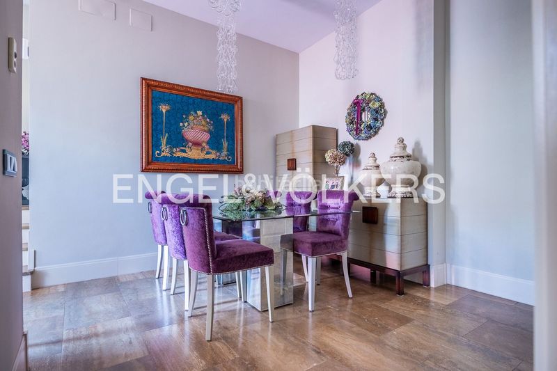 Foto 5ffcec3e-e5bc-4d82-98c6-1503d6572ed1. Casa adossada amb calefacció aparcament piscina a Sevilla