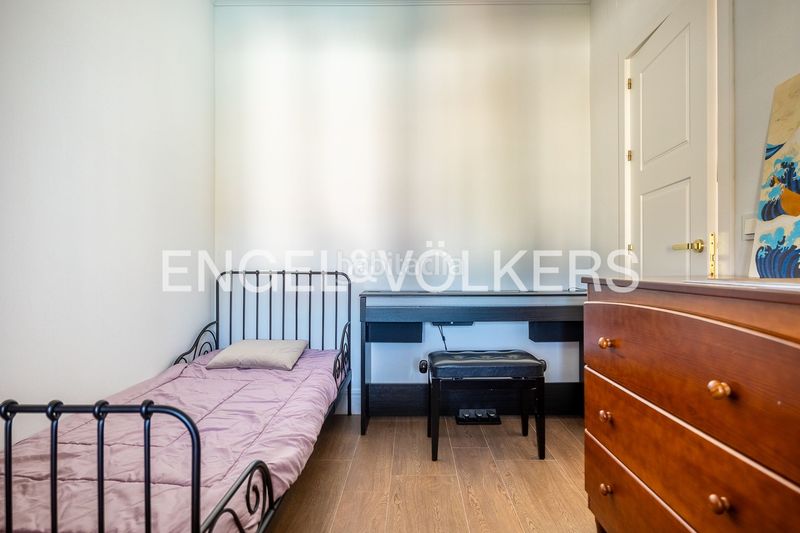 Foto 83bd8760-eaba-4405-82a8-fedf811e15ee. Casa amb calefacció aparcament piscina a Valencina de la Concepción
