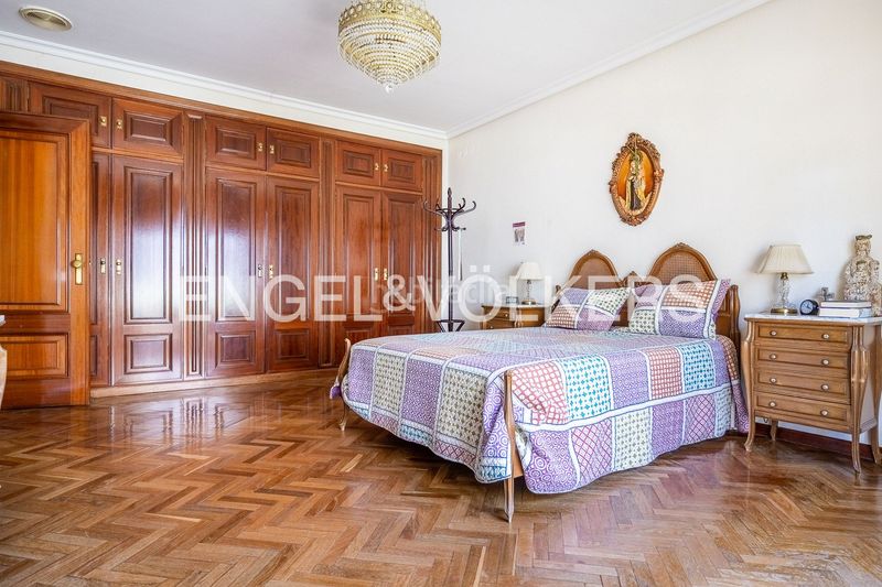 Foto 42a31931-8159-4c79-a3a1-901941ffc600. Casa amb calefacció aparcament piscina a Santa Clara Sevilla