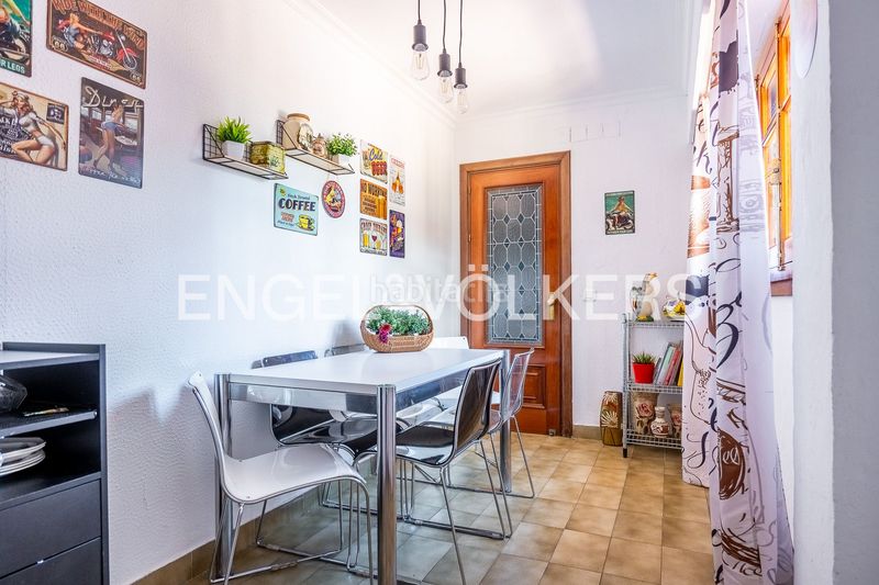 Foto 48be0fa2-e4f2-47d5-8c30-bd64c6a7e681. Casa amb calefacció aparcament piscina a Santa Clara Sevilla