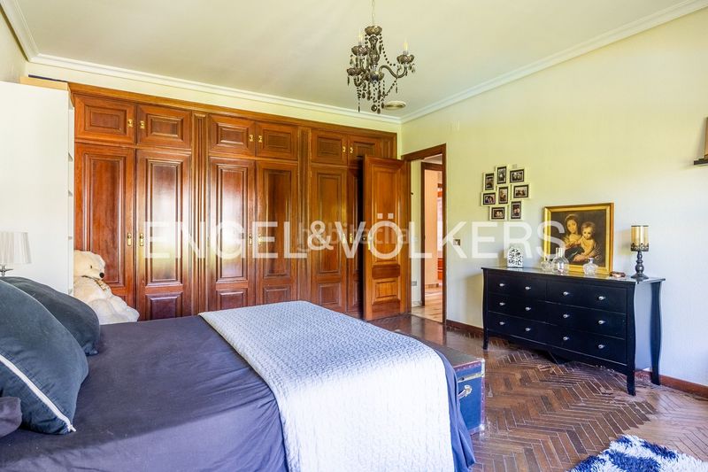 Foto d4f9e0e1-8c7e-4108-be92-c69831e6fbcb. Casa amb calefacció aparcament piscina a Santa Clara Sevilla