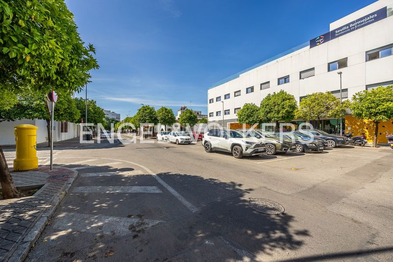 Foto 591f50d7-08fb-4e7d-a622-6819cb92c675. Dúplex amb calefacció a El Cano - Los Bermejales Sevilla
