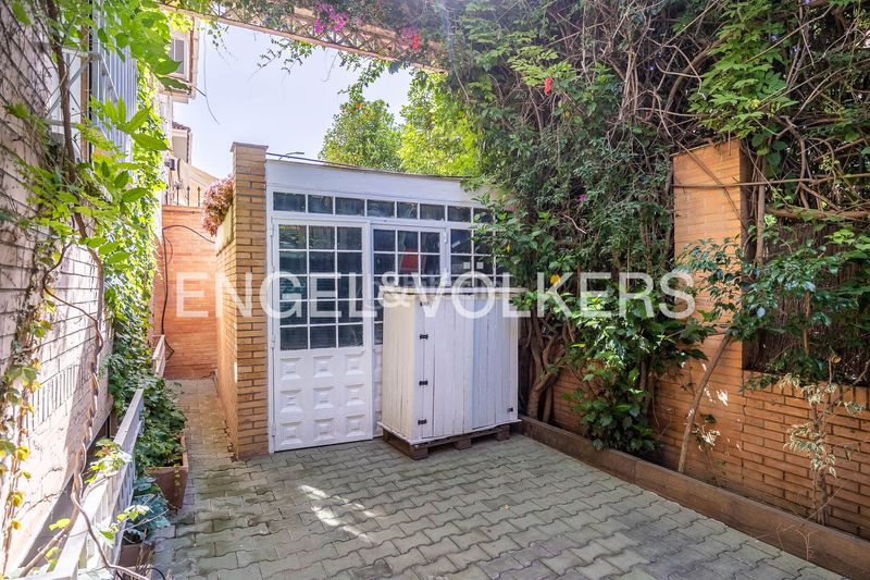 Foto 5772a0b2-2d3a-428d-a1c8-d88ade700b8a. Casa amb calefacció aparcament piscina a Heliópolis Sevilla