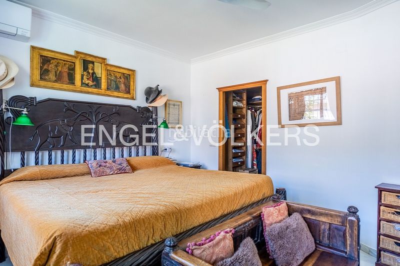 Foto a5ce191c-d09e-40c5-9912-6d5036581c20. Casa amb calefacció aparcament piscina a Heliópolis Sevilla