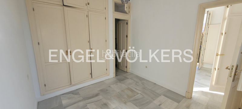 Foto 8d93a72d-3064-4985-b02a-047ed664d054. Location duplex avec chauffage parking dans San Bernardo Sevilla