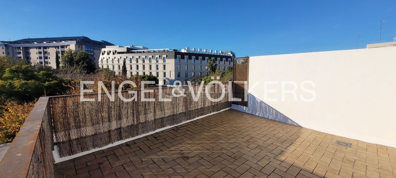 Foto dd46b6f5-7407-4610-9163-80c475fc2226. Location duplex avec chauffage parking dans San Bernardo Sevilla