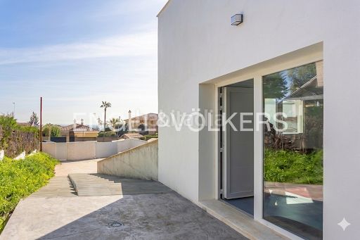 Foto 1b73378f-35f7-42a4-92bd-5043caa9db50. Casa amb calefacció aparcament piscina a Santa Eufemia Tomares
