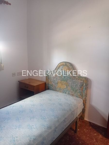 Foto 33048351-baf4-4365-8082-7ae7cb23f584. Casa amb calefacció aparcament piscina a La Motilla - Fuente del Rey Dos Hermanas
