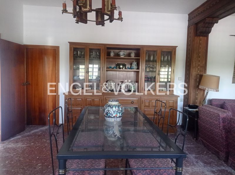 Foto b46dd62e-9b23-4bbd-a42e-f898e207be64. Casa amb calefacció aparcament piscina a La Motilla - Fuente del Rey Dos Hermanas