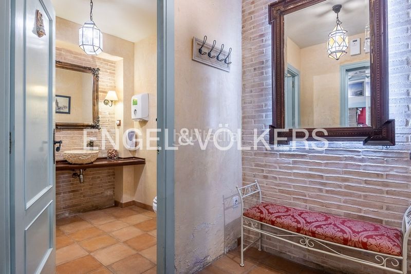 Foto bde19d9e-bdc9-41b8-8fa7-c79ed330812a. Casa amb calefacció a La Calzada - La Florida Sevilla