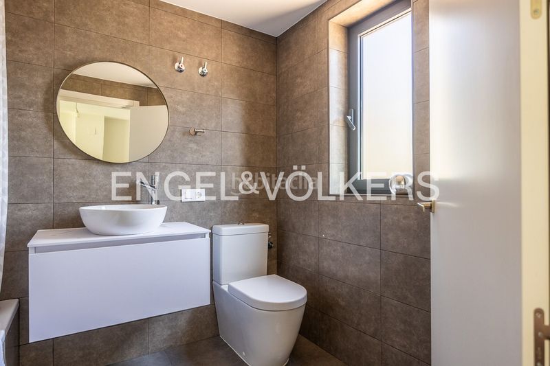 Foto d5b06283-1f16-4ba5-bdb2-9e04059ec9b6. Casa amb calefacció aparcament piscina a La Motilla - Fuente del Rey Dos Hermanas