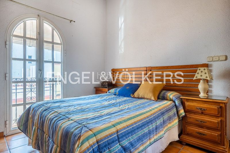 Foto cc74f417-d85b-45fb-9243-3424ae69438c. Casa amb calefacció a Cruz Roja Sevilla