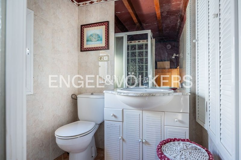 Foto cfa12171-4ce0-4125-89ee-7baba375a5ab. Casa amb calefacció a Cruz Roja Sevilla