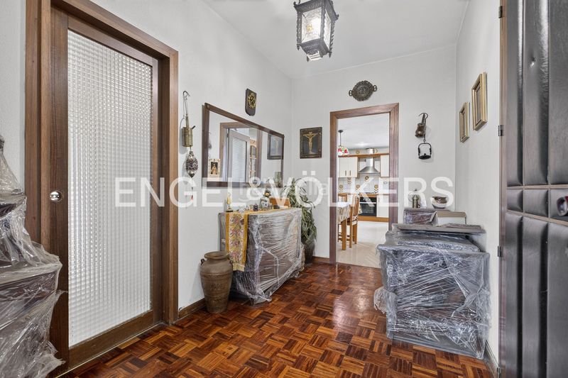Foto c0fdca09-3d33-4e06-84ba-9d74a0d2caf3. Pis amb calefacció aparcament a Triana Este Sevilla