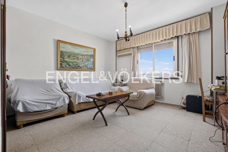 Foto d026d224-73d8-4b77-839f-eb39830e8add. Pis amb calefacció aparcament a Triana Este Sevilla