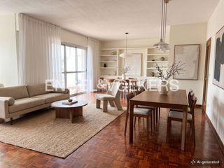 Flat in Triana Este. Señorial y amplio piso exterior con vistas despejadas y plaza de