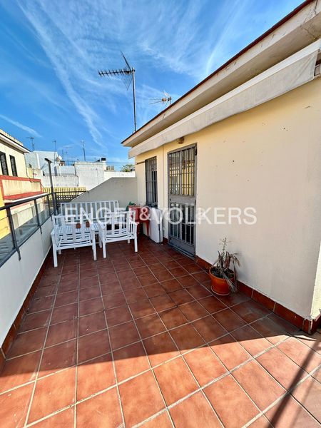 Foto 7cfe0822-e75e-45ea-a8e3-d9c506c15885. Casa amb calefacció aparcament a Feria Sevilla