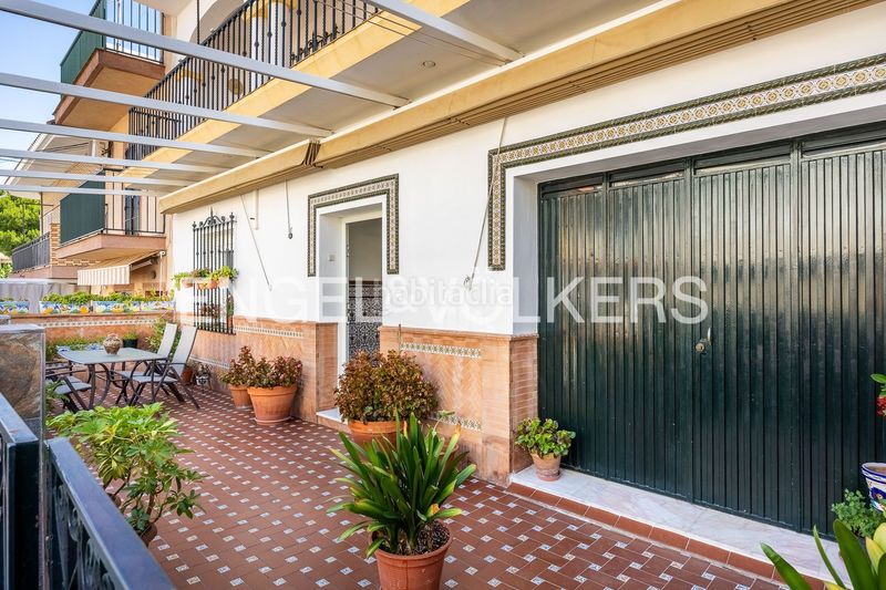 Foto e63e2037-b747-420b-934b-f52aa0125666. Casa adossada amb calefacció a Santiponce