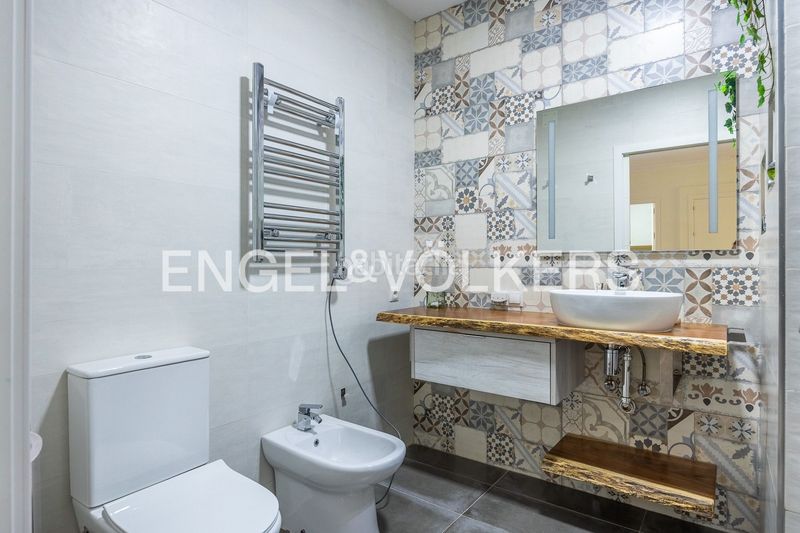 Foto f2dd7204-1365-4631-9409-899a51df8aed. Casa adossada amb calefacció a Santiponce