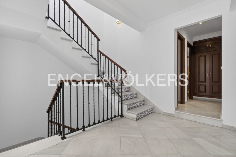 Foto b6e878b8-2890-447d-a38b-154798468447. Casa amb calefacció aparcament a Osuna