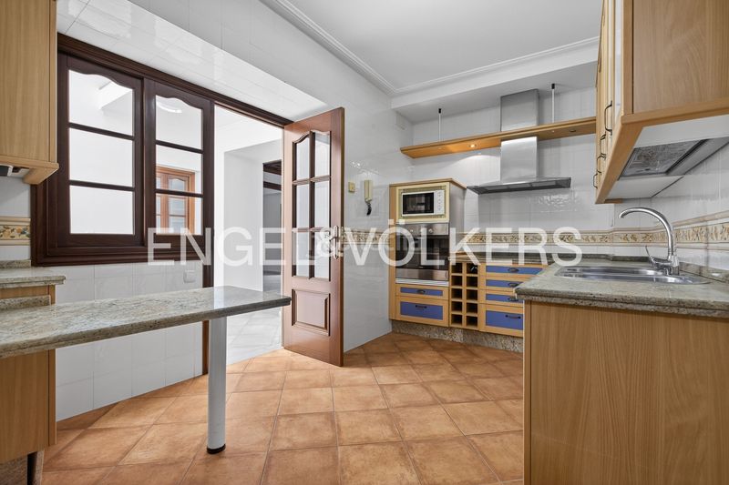 Foto c77836e0-9784-40fe-8e41-41efa455b676. Casa amb calefacció aparcament a Osuna