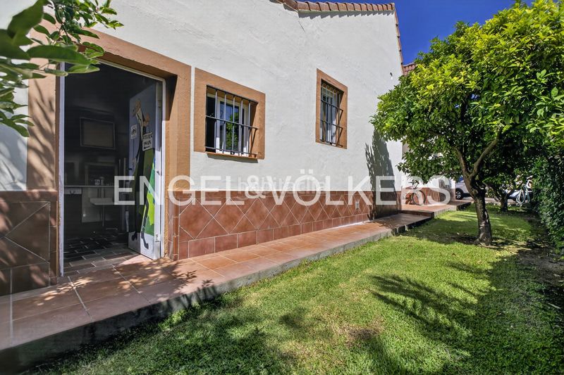 Foto 1d269103-80eb-4487-b572-2c3be5f59ca4. Casa amb calefacció a cerros de Montequinto Montequinto
