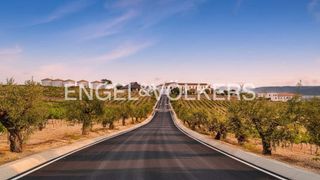 Maison à Arcos de la Frontera. Exclusiva finca de lujo con viñedo y bodega privado en la sierra