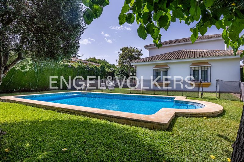 Foto 4be42ab4-c799-47ad-ab7a-2a3d8fdfa23f. Casa amb calefacció a Gines