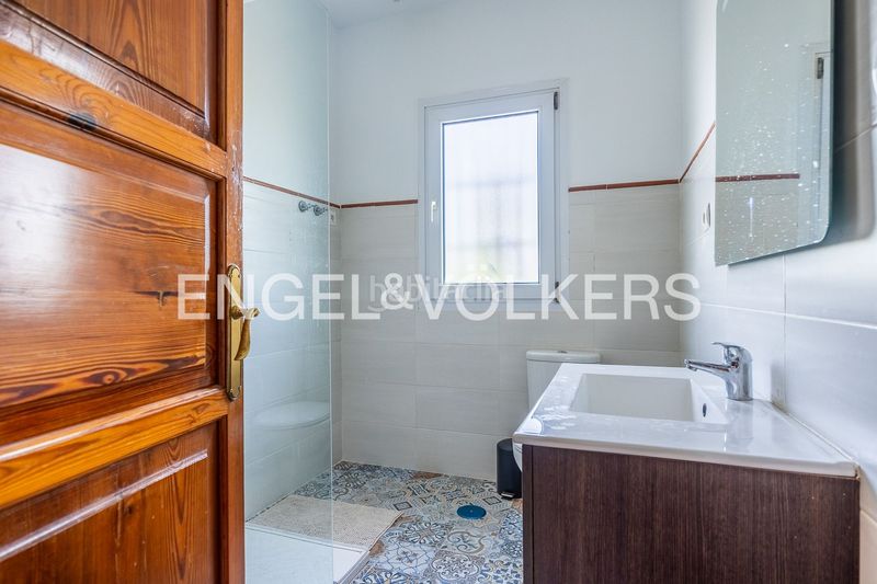 Foto 5a41579f-e0a7-4791-ac8c-1f53cc768283. Casa amb calefacció a Gines