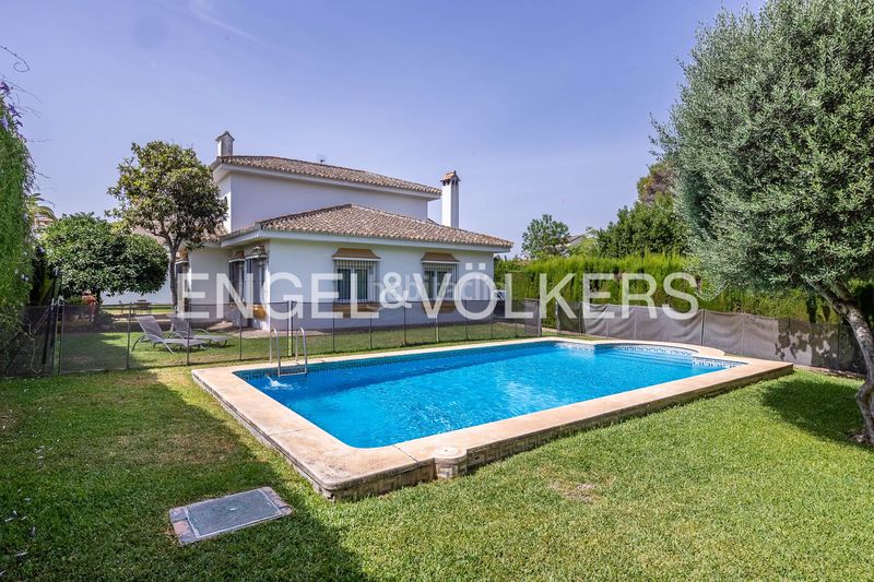 Foto a232e363-3e10-43e1-826e-f73d187150d5. Casa amb calefacció a Gines