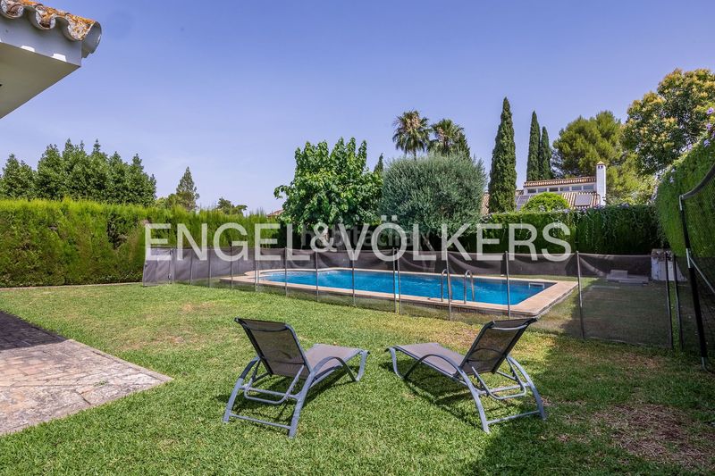 Foto aace2852-c68d-4d0a-87d4-a89d7a6a21c3. Casa amb calefacció a Gines