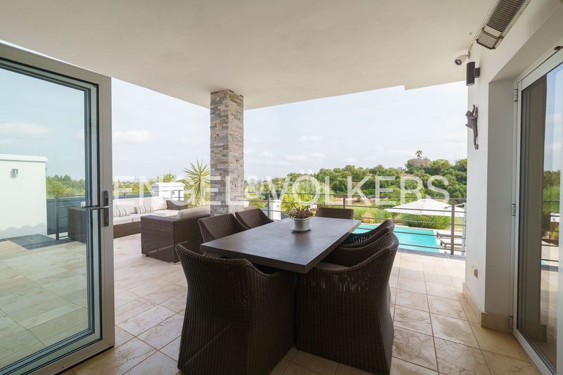 Foto b3302310-7a4b-4fe6-8d9f-ba5a8fd3459e. Casa amb calefacció aparcament piscina a El Rocío - La Milagrosa Jerez de la Frontera