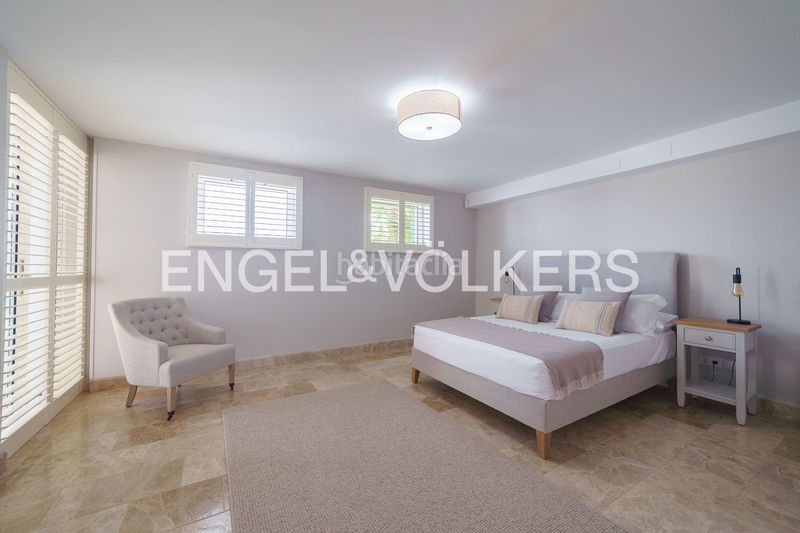 Foto b96f200f-ddb6-4ada-8299-b4e8eb178dc1. Casa amb calefacció aparcament piscina a El Rocío - La Milagrosa Jerez de la Frontera