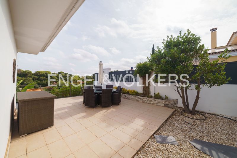 Foto bfc02ed9-13d0-4db7-b32a-cca0a8397590. Casa amb calefacció aparcament piscina a El Rocío - La Milagrosa Jerez de la Frontera