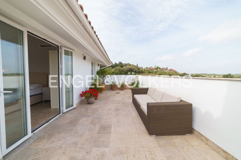 Foto d3771f82-3b18-4929-98e3-b65f35e07169. Casa amb calefacció aparcament piscina a El Rocío - La Milagrosa Jerez de la Frontera