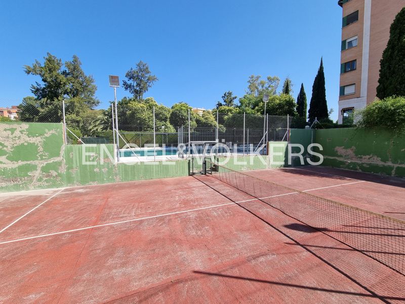 Foto 79be4089-abdd-495d-9ba1-2382af2eb69a. Lloguer pis amb calefacció aparcament piscina a Urbadiez - Entrepuentes Sevilla