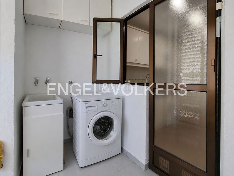 Foto be74e67d-afd0-4a57-ae74-31c1c828efff. Lloguer pis amb calefacció aparcament piscina a Urbadiez - Entrepuentes Sevilla